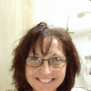 Meet your Posher, Carolyn